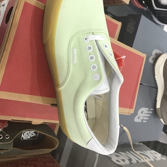 Vans Unisex shoes - Picture 5 of 8